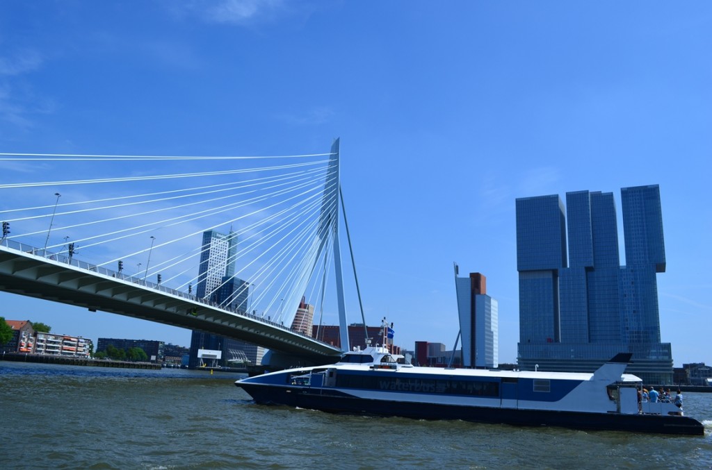 waterbus-in-rotterdam-1024x677.jpg